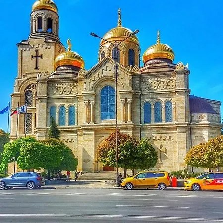 Апартамент Cozy Варна